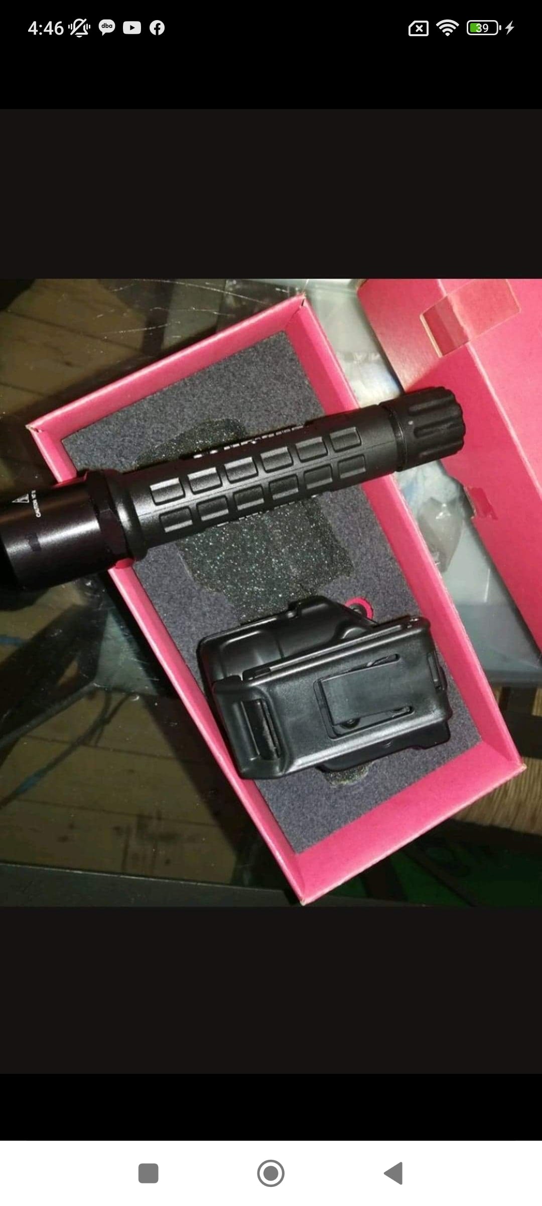 Surefire kit med holder og batterier, nyt