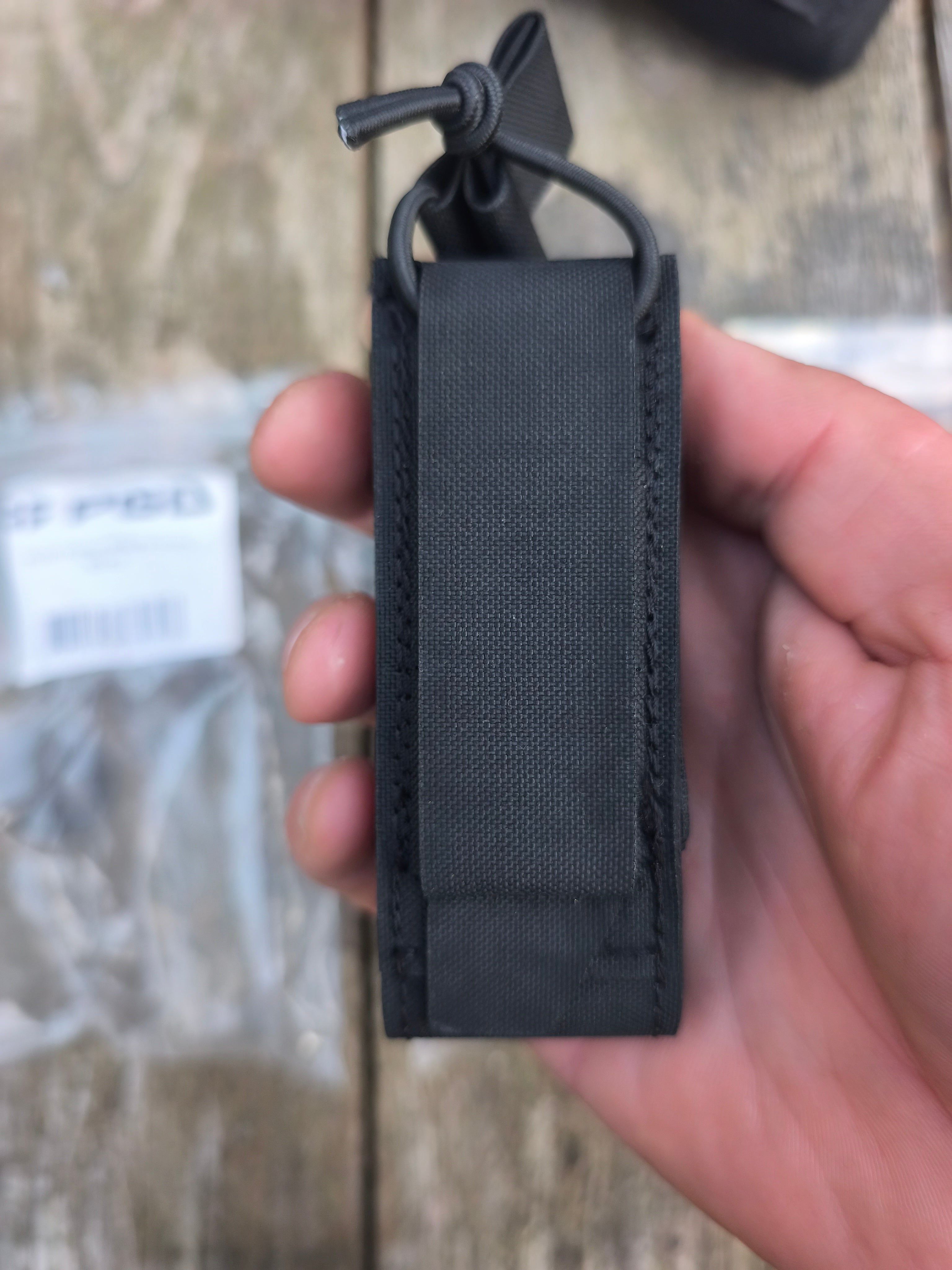 PGD fast lomme til pistolmagasin eller multitool/foldekniv. Sort