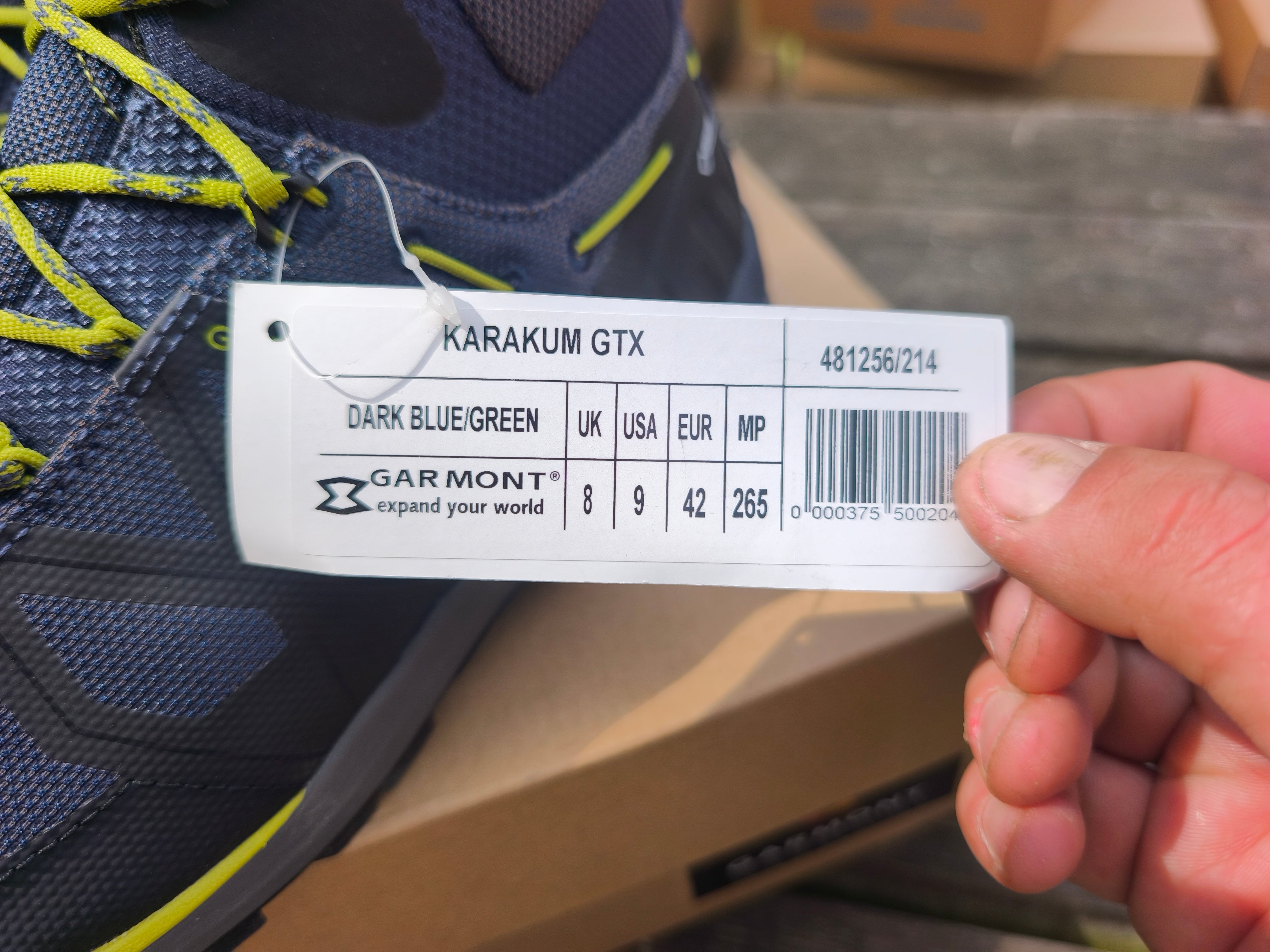 Garmint Karakum Goretex, størrelse 42, nye