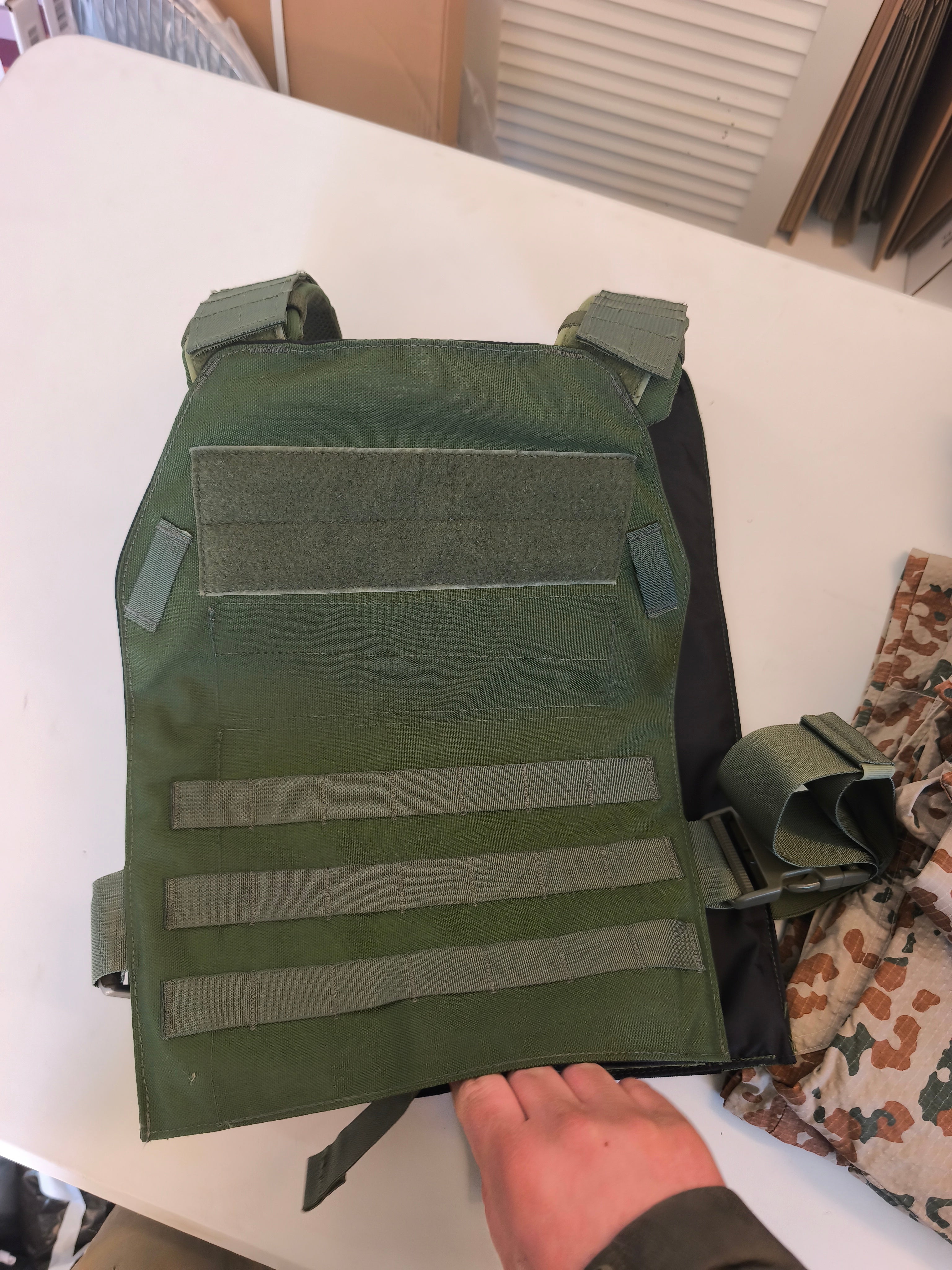 LBT Active Shooter platecarrier, Olivengrøn, Ny