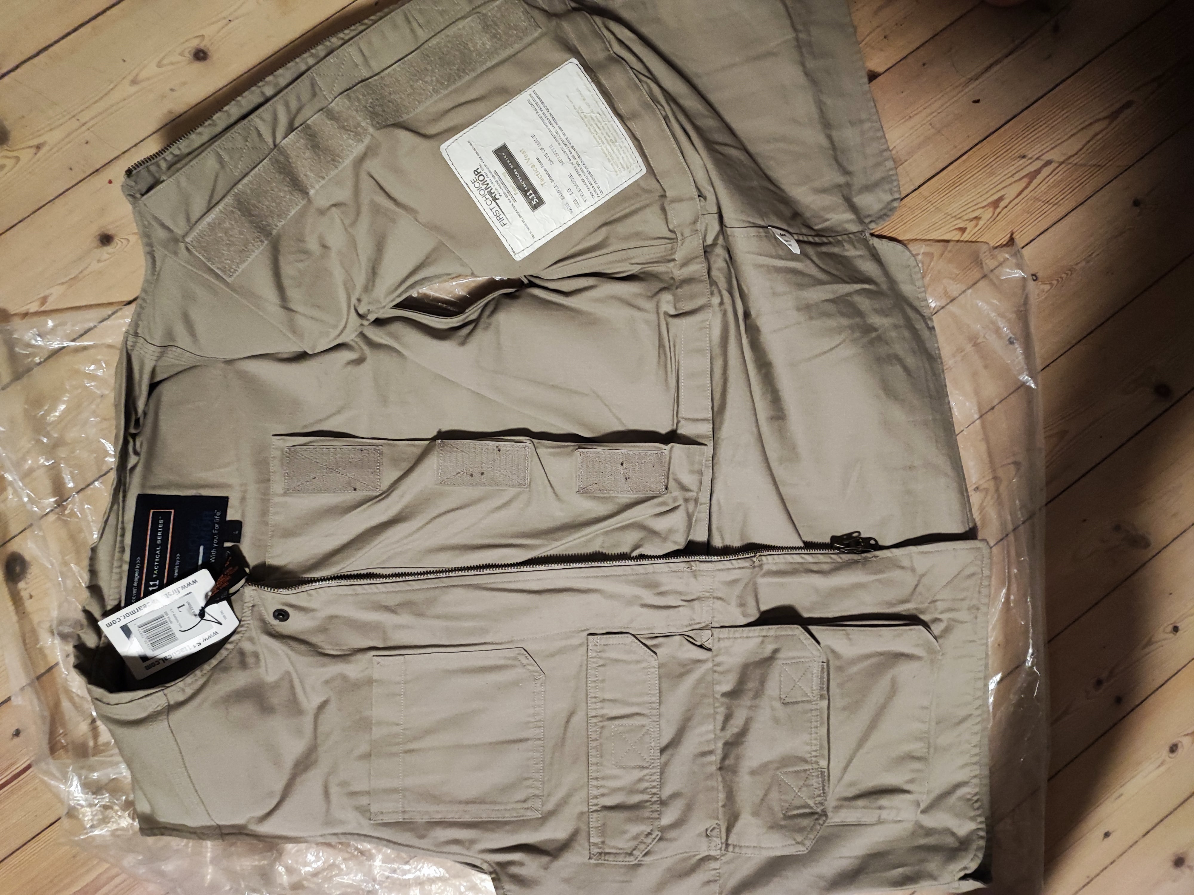 Skudsikker 5.11 contractor vest, fabriksny, gået på dato