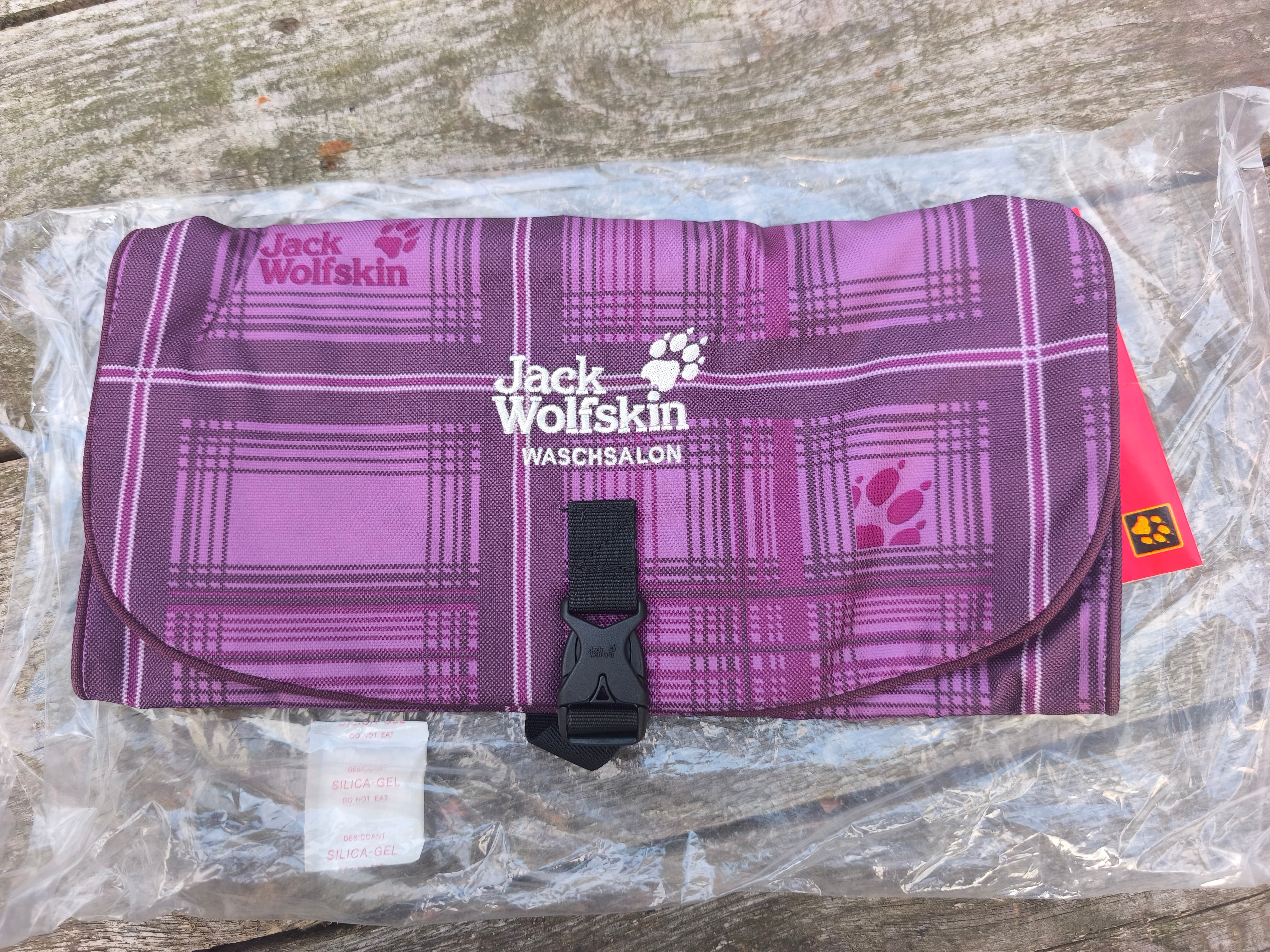 Toilettaske Jack Wolfskin Waschsalon, farve: wild berry checks
