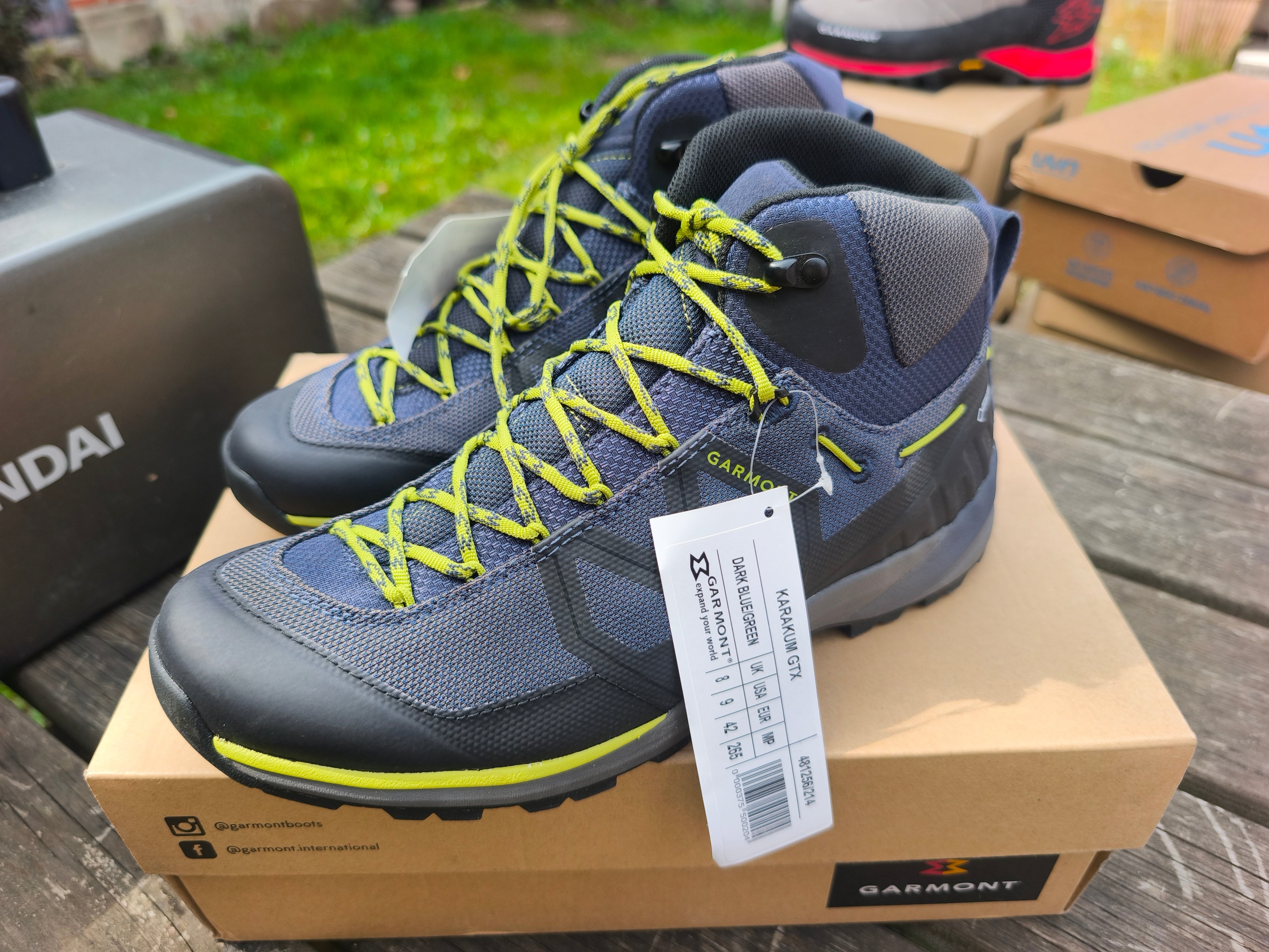 Garmint Karakum Goretex, størrelse 42, nye